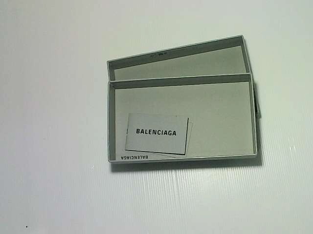 empty balenciaga box empty balenciaga box