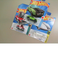 Set of 3 collectible cars