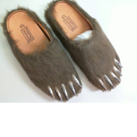 Men's closed slates with faux fur and claws Bravest Studios size 10