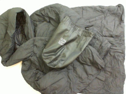 Black short jacket in a bag Ultra light down