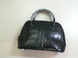 Women's leather bag, small, with long strap included