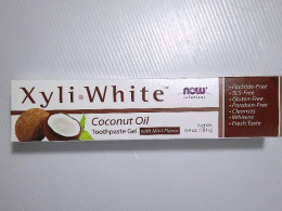 Xyli White coconut oil toothpaste gel