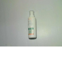 Eau thermale Avène Naturally softening, soothing and anti-irritating, Avène Thermal Spring Water is essential to the health of your skin, due to its balance of minerals and trace elements.