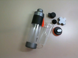 Bottle for water with spare glass filter and accesories