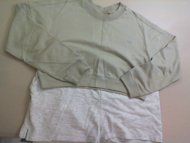 Short pants with Tshirt long sleeve Combo Women Large size Short pants with Tshirt long sleeve Combo Women Large size