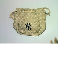 empty purse empty purse