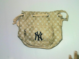 empty purse empty purse