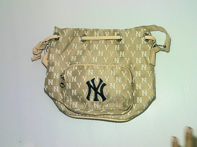 empty purse empty purse