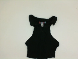 Black women's URBAN OUTFITTERS t-shirt size S