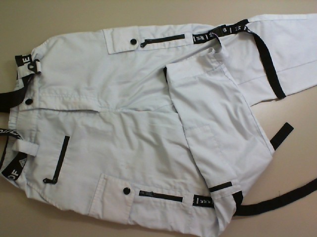 Light trousers, unisex, with pockets and straps Light trousers, unisex, with pockets and straps