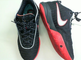 Sneakers black with red sole NIKE AIR Sneakers black with red sole NIKE AIR