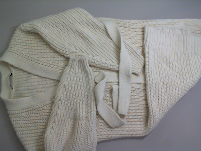 Knitted cardigan, long sleeves with belt, white Knitted cardigan, long sleeves with belt, white
