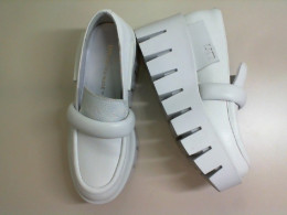 Women's closed shoes with high soles, gray, size 38