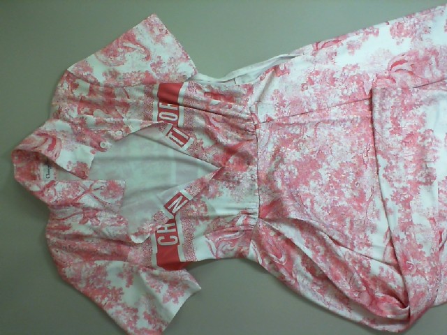 Short sleeve dress with buttons, white with red patterns Short sleeve dress with buttons, white with red patterns