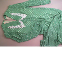 Long sleeve dress, green with white dot