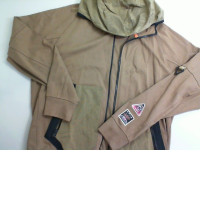 Sports jacket with a hood, with a zipper, brown