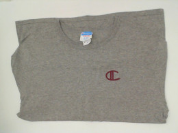 gray shirt champion size M gray shirt champion size M