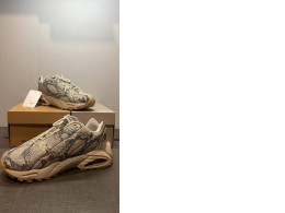 NIKE shoes HOT STEP AIR TERRA NOCTA LIGHT BONE SIZE 9.5