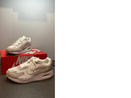 NIKE shoes AIR MAX SOLO PHANTOM/WHITE FOOTBAL GREY FANTOME SIZE 9,5