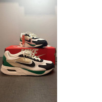 NIKE shoes AIR MAX SOLO SUMMIT WHITE/BLACK MALACHITE SIZE 9