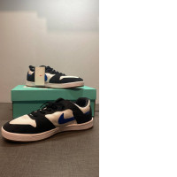 NIKE shoes SB ALLEYOOP WHITE/TEAM ROYAL WHITE SIZE 10