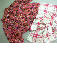 Women's dress, buttoned red UniQlo Women's dress, buttoned red UniQlo