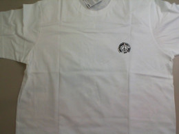 White T-shirt with the inscription size XXl White T-shirt with the inscription size XXl