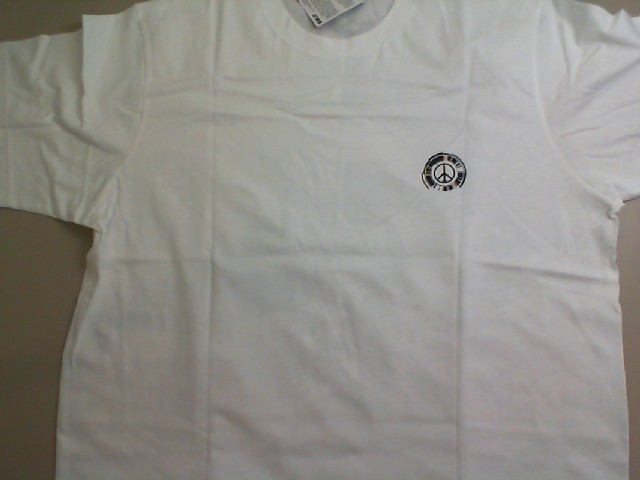 White T-shirt with the inscription size XXl White T-shirt with the inscription size XXl