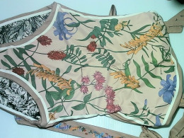 swimming suit (one piece)