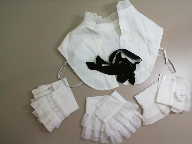 Women's sweater top + 3 cuffs Women's sweater top + 3 cuffs