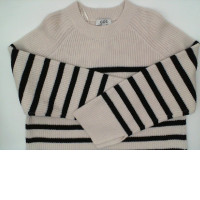 white&black striped sweater