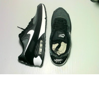 Nike shoes black-white Nike shoes black-white