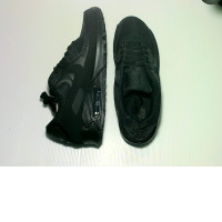 Nike shoes black Nike shoes black