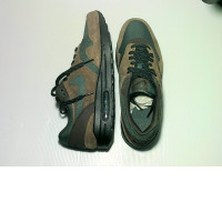 Nike shoes brown