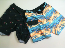 Set of 2 men's swimming shorts