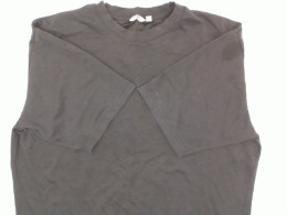uniqlo tee shirt balck