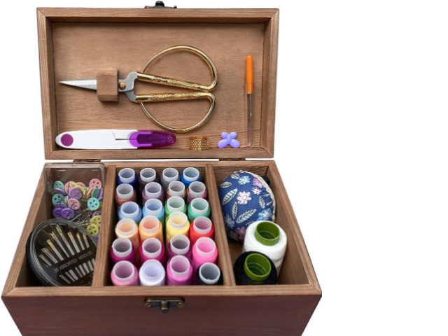 sewing kit sewing kit