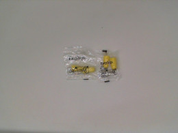 set of earplugs (2pcs/set)