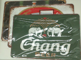 set of home decoration signs