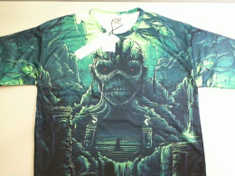 Iron Maiden T-shirt size L