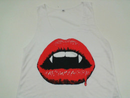 white tank top with red pattrn size M