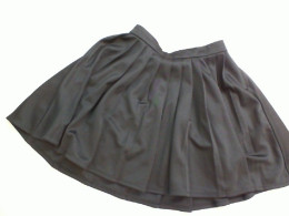 Black pleated skirt