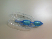 Swimming goggles