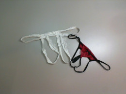 Set of 2 women's underwear, white+black