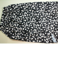 Light summer skirt, black with flowers