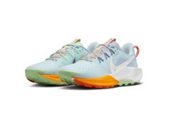  Nike PEGASUS TRAIL 5 W blue SIze US 8