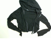 Women's black short hoodie with zipper