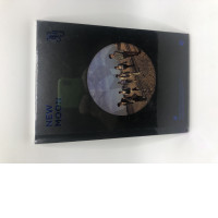 K-pop set, of artbook, postcard and dvd disc