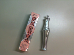 Eyebrow pencil Eyebrow pencil