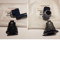 Set of two parking sensors for Mitsubishi 8651A220HB